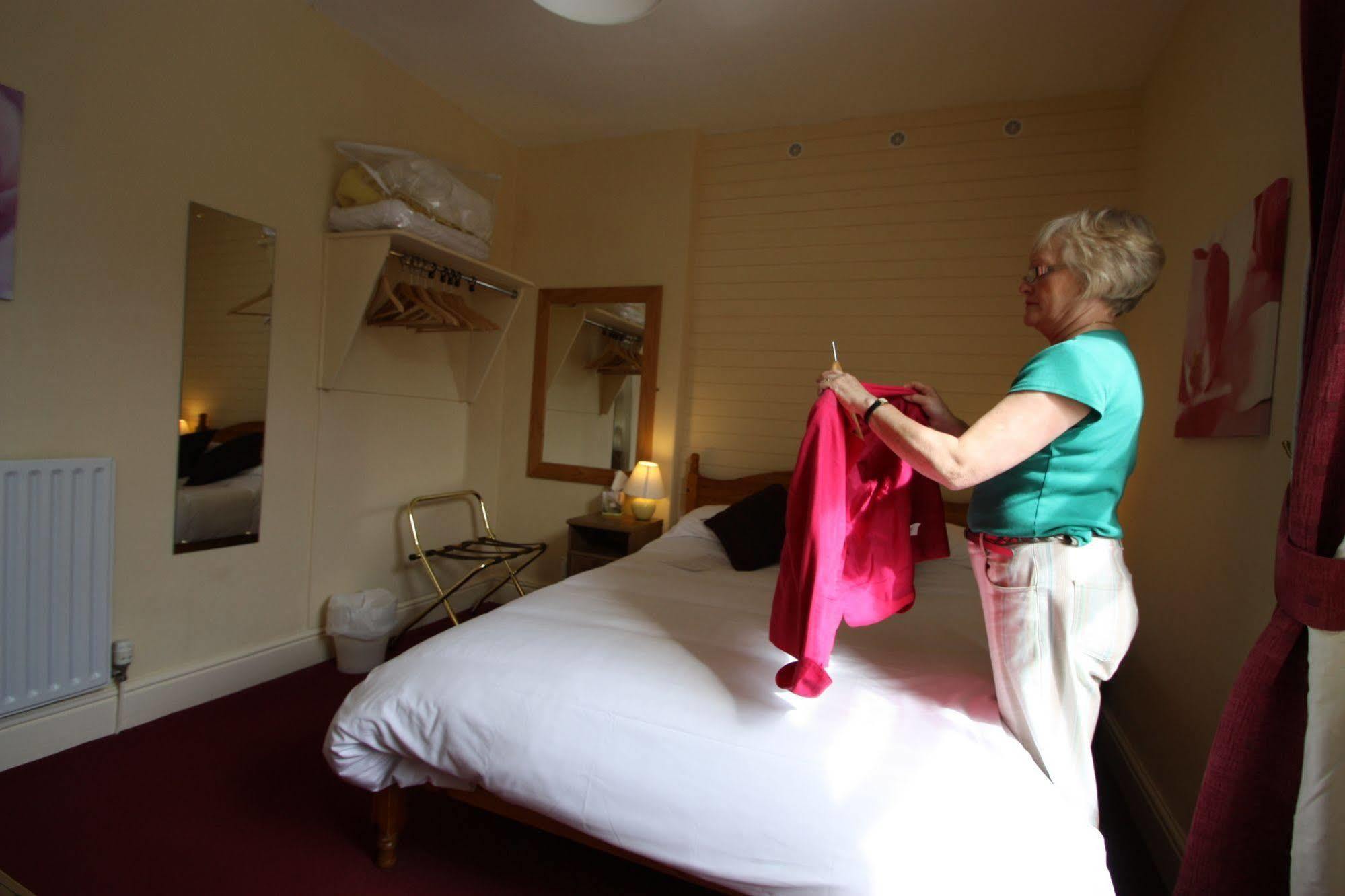 サマセット ハウス B&B グレンジ・オーバー・サンズ エクステリア 写真